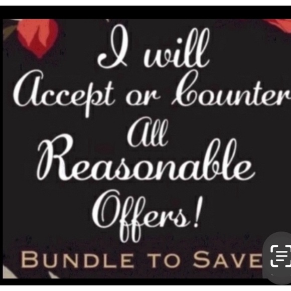 WOMENS COLORFUL Knitted Hat & Mitten set like new ! - Picture 5 of 5